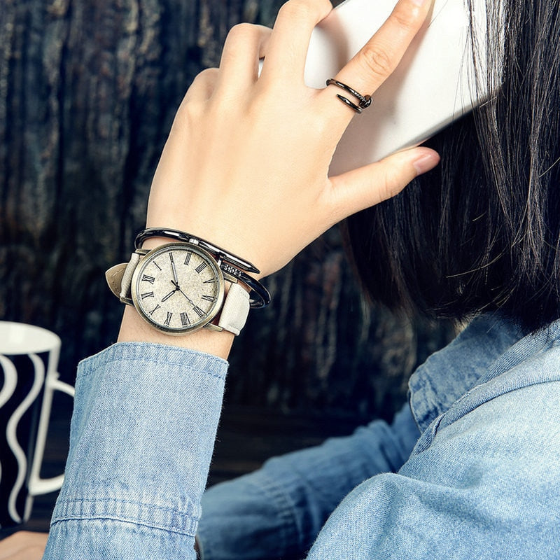 Luxury Analog Quartz Crystal Wristwatch