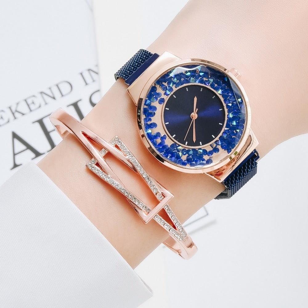 Luxury Ladies Quartz Magnet Buckle Movable Rhinestones Ladies Wristwatches