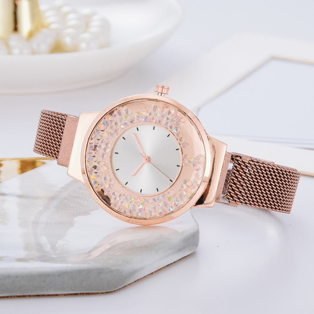 Luxury Ladies Quartz Magnet Buckle Movable Rhinestones Ladies Wristwatches