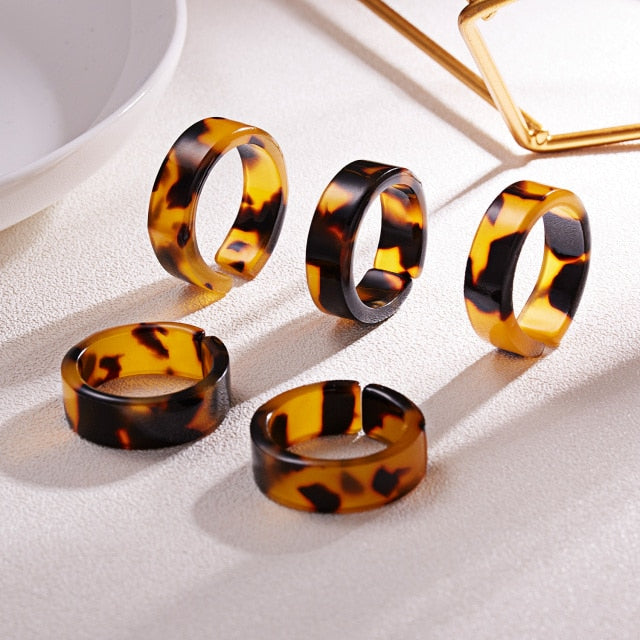 Fashion Colorful Acrylic Resin Geometric Round Transparent Rings Set