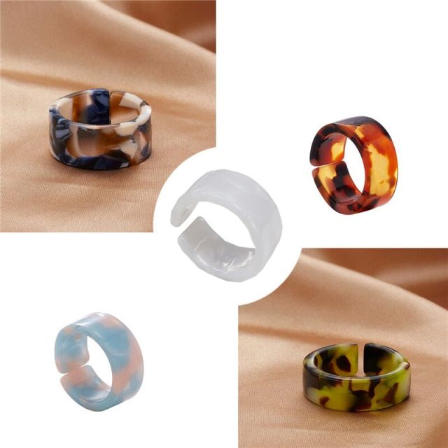 Fashion Colorful Acrylic Resin Geometric Round Transparent Rings Set