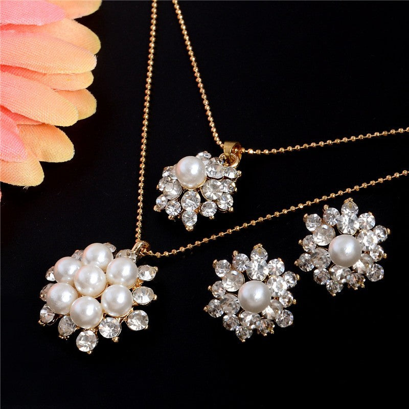 White Snowflake Imitation Pearl Necklace Earrings Set