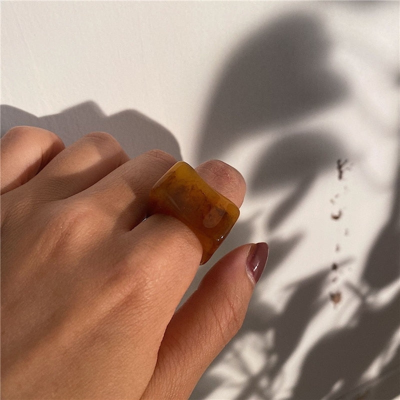 Chic Geometric Transparent Resin Rings For Women