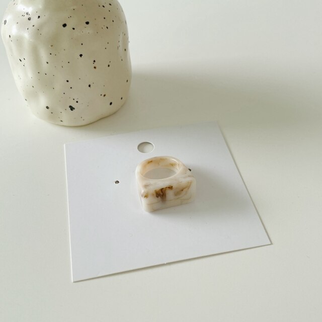 Chic Geometric Transparent Resin Rings For Women