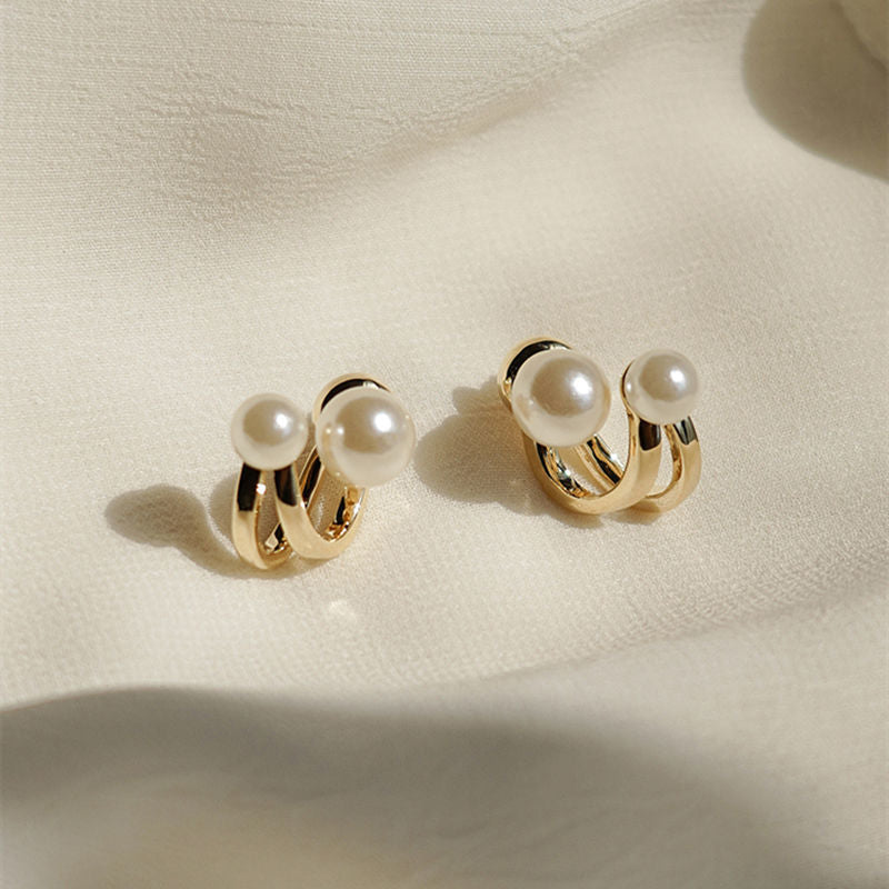 Simple Celebrity Style Gold Pearl Stud Earrings
