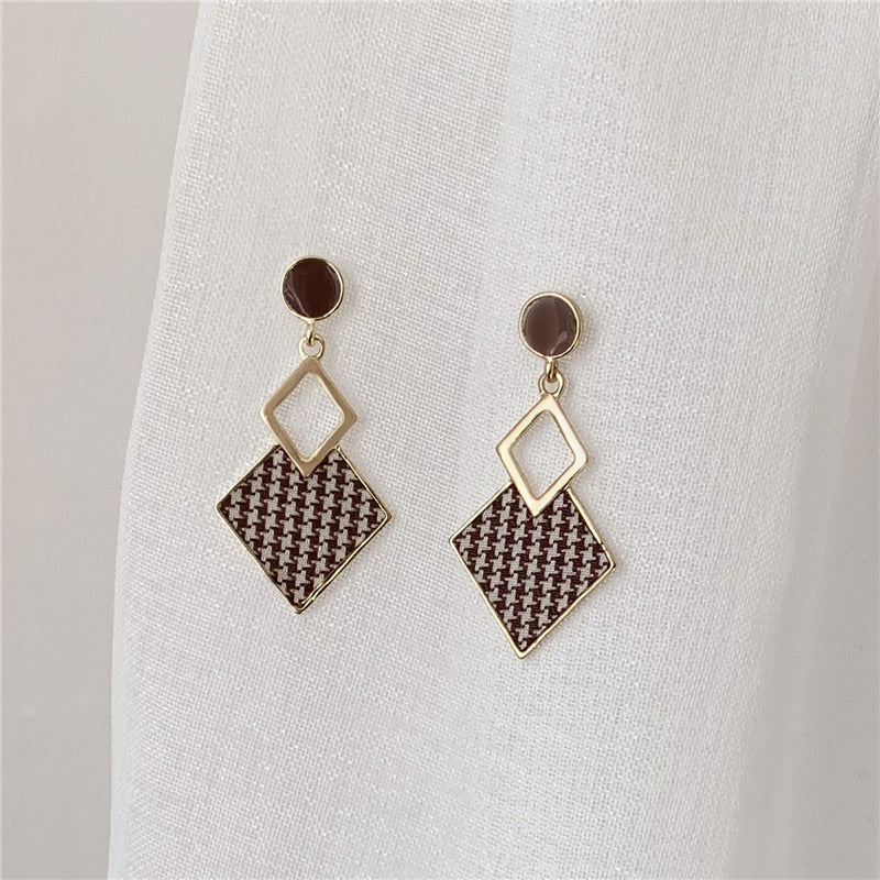 Korean  Simple Houndstooth Square Clip on Earrings