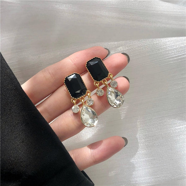 Pendientes de clip con piedra negra geométrica coreana de moda