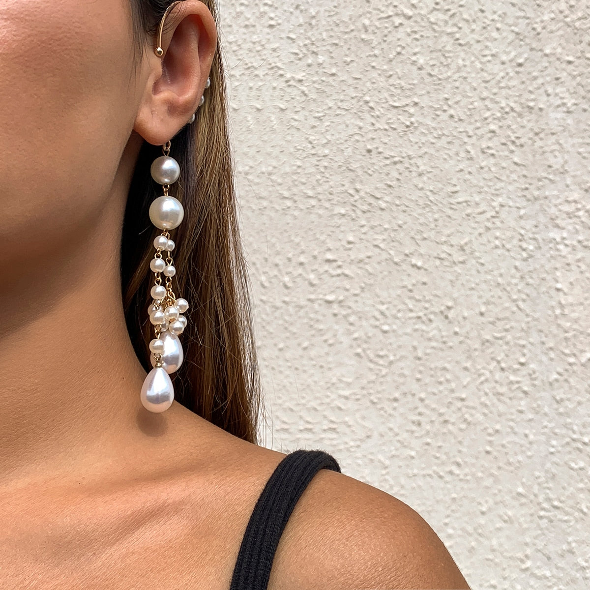 Vintage Imitation Pearl Long Tassel Clip Earring