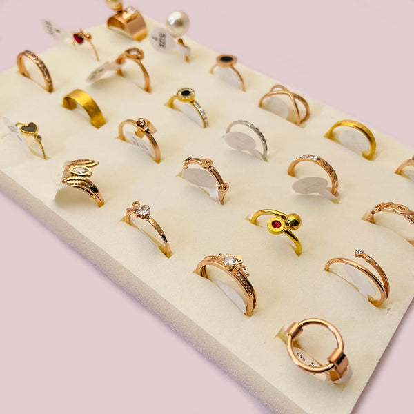 Lote de 24 anillos de acero inoxidable 316L de moda.