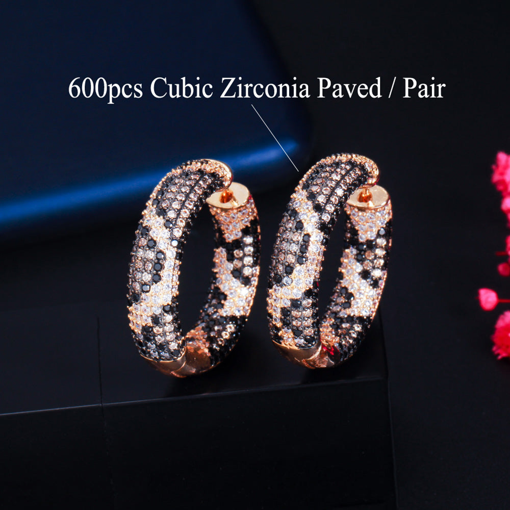 Black White CZ Zircon 585 Gold Snake Stripes Cute Circle Hoop Earrings