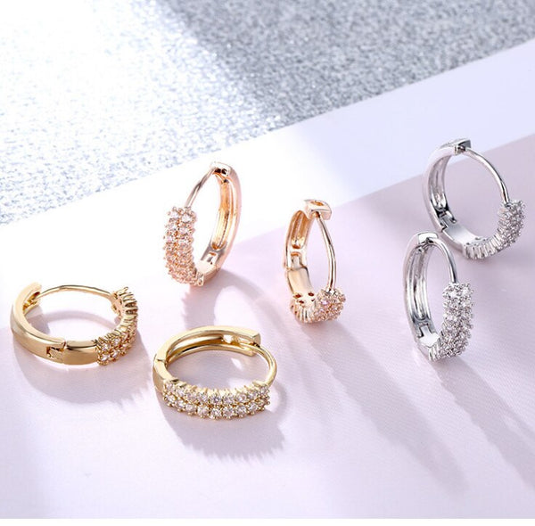 Pendientes de aro pequeños redondos de color dorado a la moda para mujer