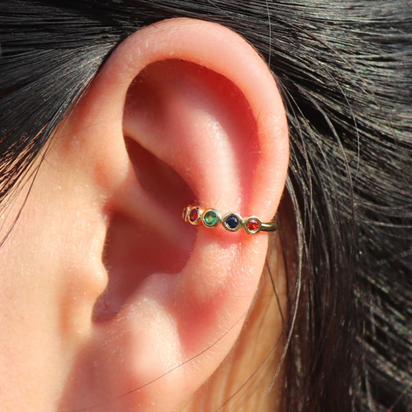 1 pieza de pendientes con clip de circonitas y perlas