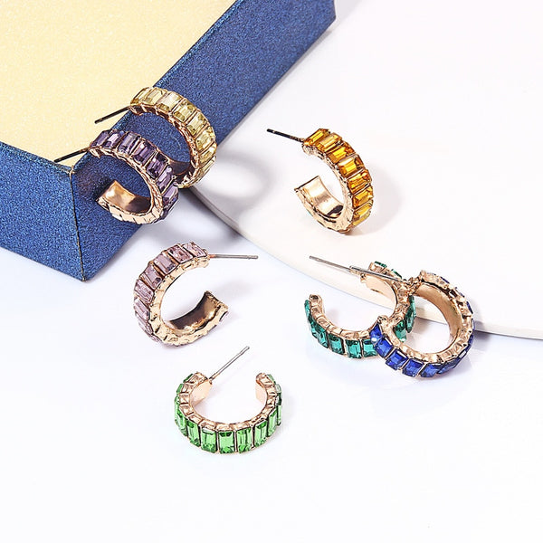Pendientes circulares con circonitas cúbicas de color arcoíris
