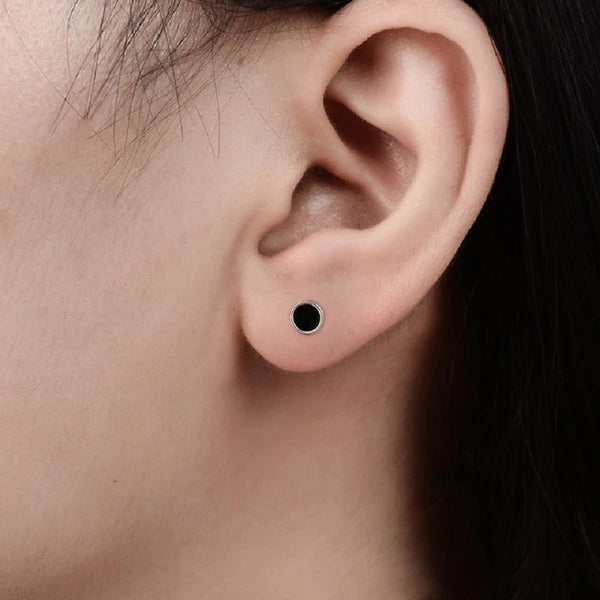 1 par de pendientes de acero inoxidable con forma de bola redonda y tornillo de cristal