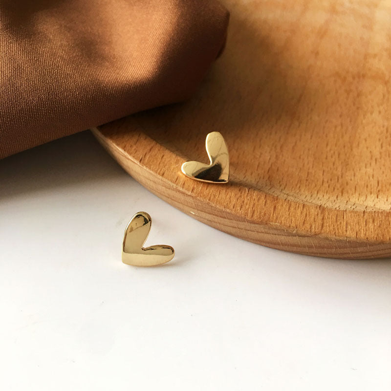 Trend Asymmetric Hollow Heart Earrings for Women