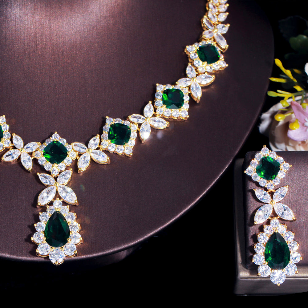 Shiny Green CZ Crystal Luxury Big Dangle Earrings Necklace Set