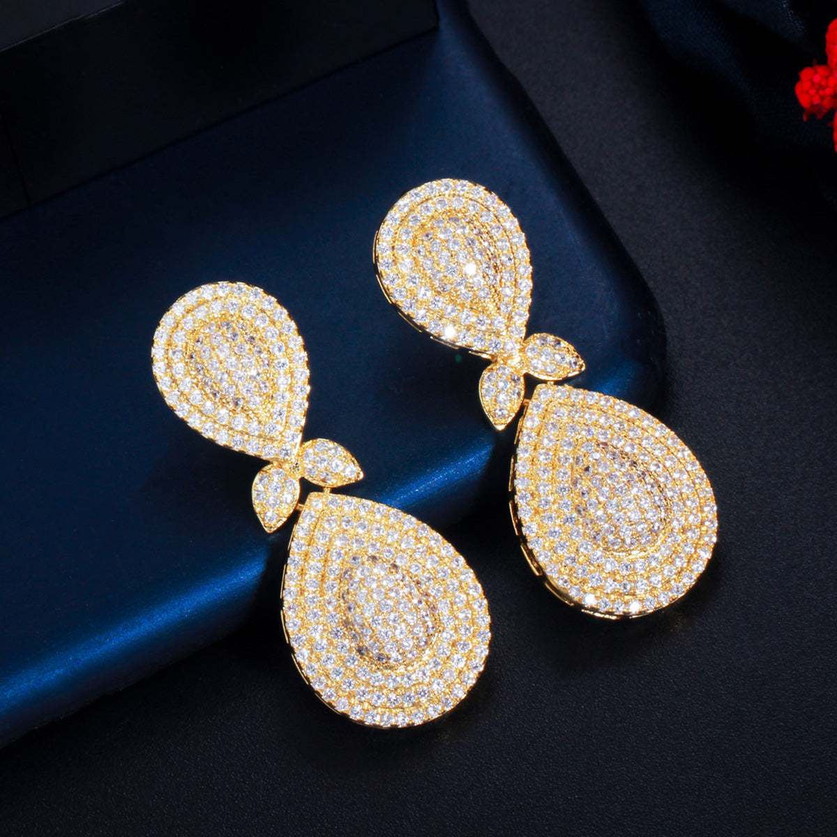 Luxury Micro Pave Full Sparkling Cubic Zirconia Dubai Gold Long Water