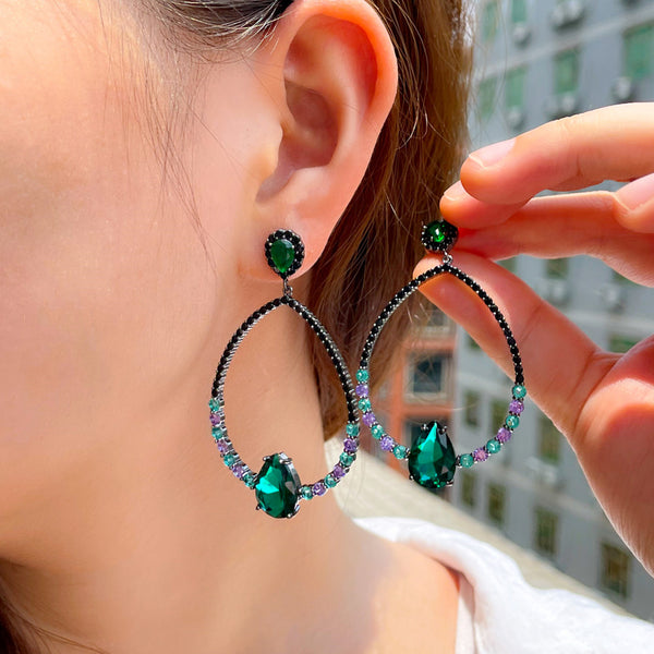 Pendientes colgantes largos con forma de gota de agua hueca grande de circonita cúbica verde y morada vintage