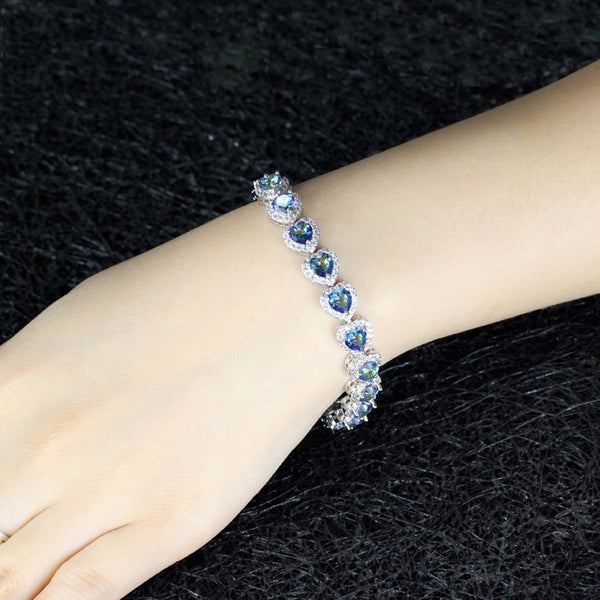 Pulseras de lujo con forma de corazón de circonita cúbica y arcoíris místico conectado en oro blanco