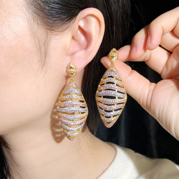 Luxury Dubai Gold Hollow Dangle Earrings for Women Party Gift