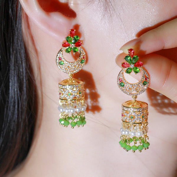 Pendientes étnicos largos con borlas y circonitas cúbicas rojas y verdes clásicas, dorados y reales