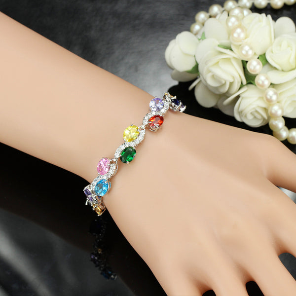 Pulsera de fiesta para mujer con micropavé de circonita cúbica y piedra ovalada grande color plata