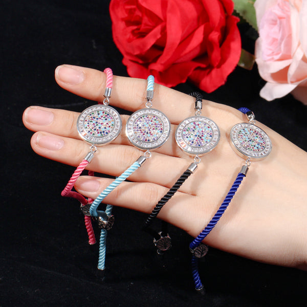Pulsera grande redonda multicolor con micropavé de circonitas cúbicas y abalorios de la suerte, hecha a mano