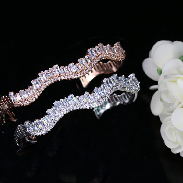 Brazalete baguette de oro rosa con circonita cúbica AAA+ para mujer, para banquete de boda