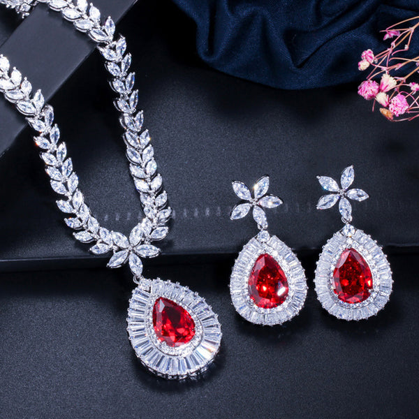 Conjunto de collar y pendientes con colgante de gota de agua roja grande con piedra de circonita cúbica