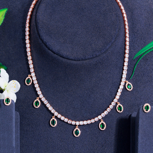 Collar y pendiente de clavícula con borla de circonitas cúbicas ovaladas de oro africano verde
