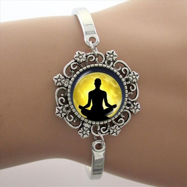 Yoga Picture Glass Cabochon Dome Lace Bracelet