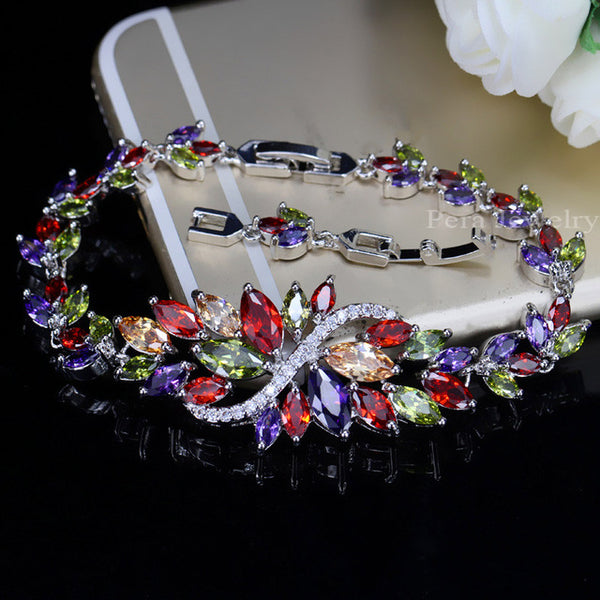 Pulsera con pavé de circonitas cúbicas y forma de marquesa con flores de racimo grande