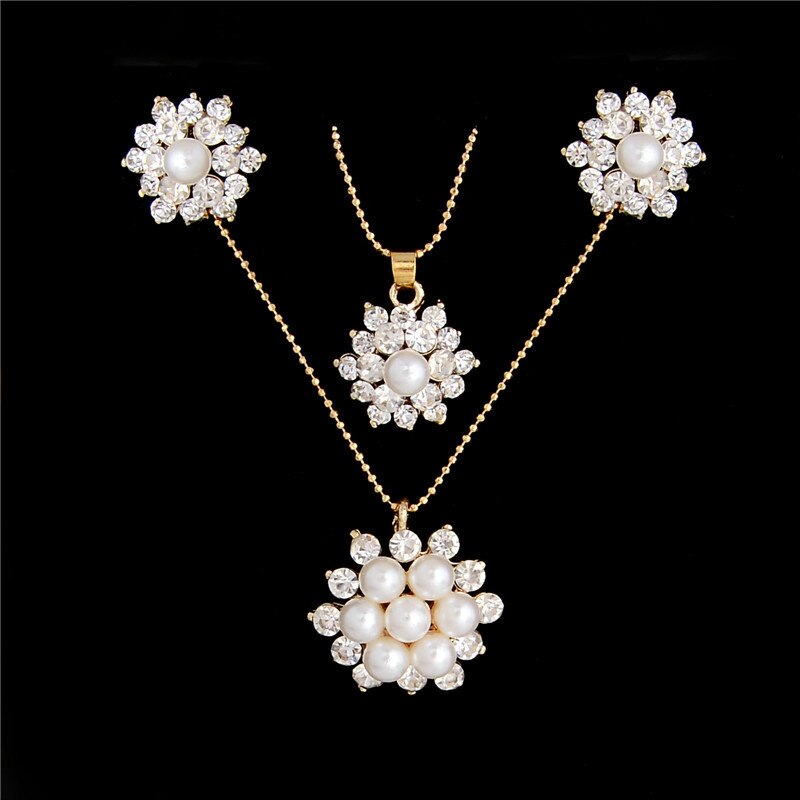 White Snowflake Imitation Pearl Necklace Earrings Set