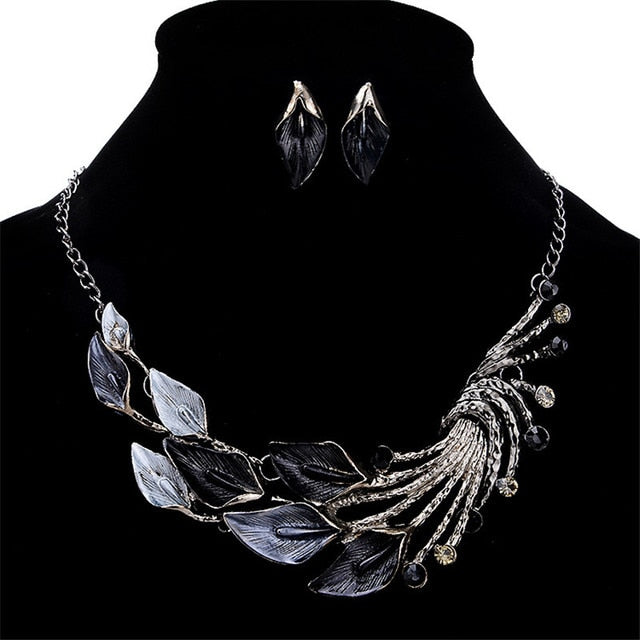 Luxurious Accessories Temperament Alloy Crystal Peacock Tail Jewelry Set