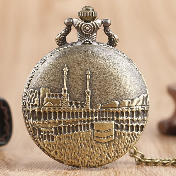 Reloj de bolsillo de cuarzo con diseño de castillo clásico