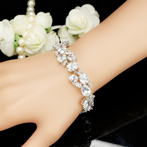Sparkling Silver Color Women Engagement Party Jewelry