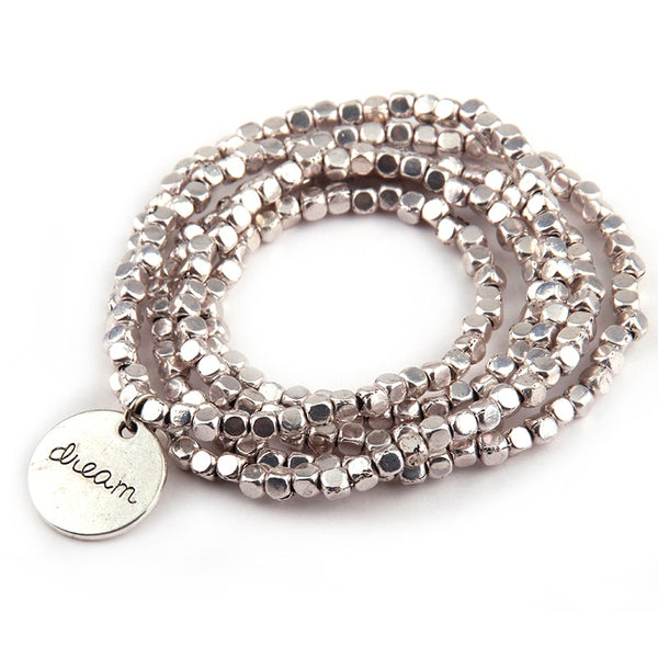 Pulsera de cinco filas de cuentas cuadradas