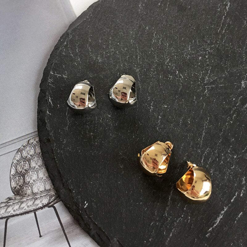 Minimalist Europe  punk female students ear studs
