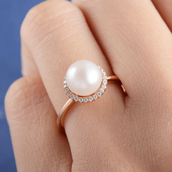 Classic Simulated Pearl Ring For Women