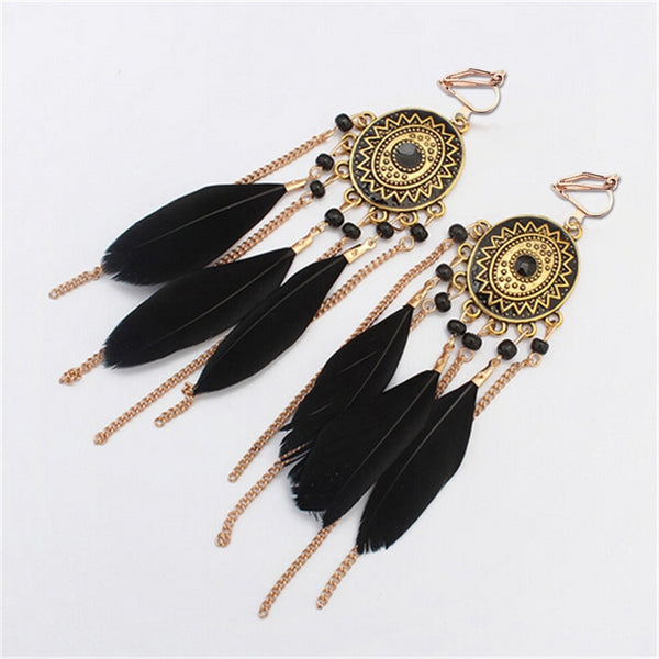 Pendientes de clip con plumas esmaltadas y borlas largas bohemias de moda