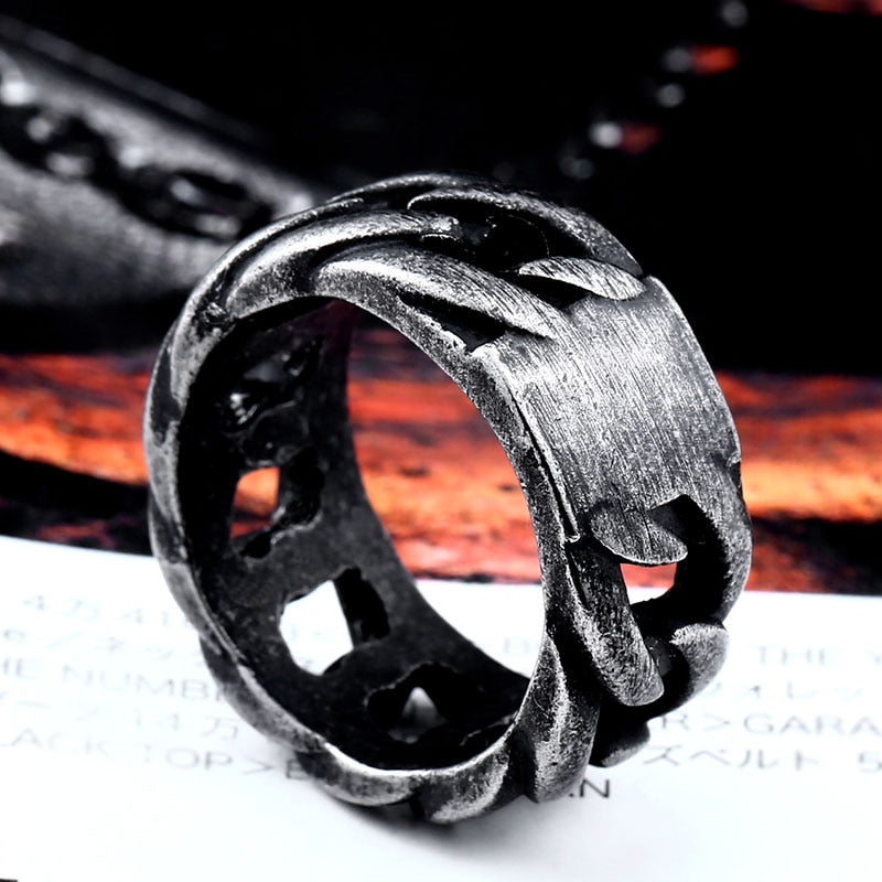 steel soldier titanium steel Gothic chain ring personality retro ring ...